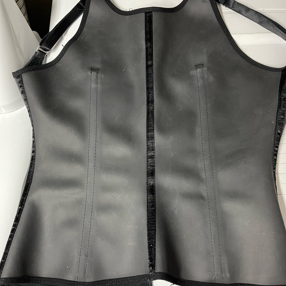 Angel Curves Latex Waist Trainer Vest - Picture 3 of 3